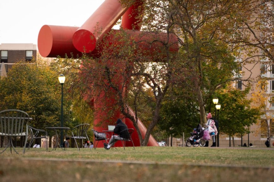 Penn Tops Ivy League in Early Decision Applications with Extended Test-Optional Policy